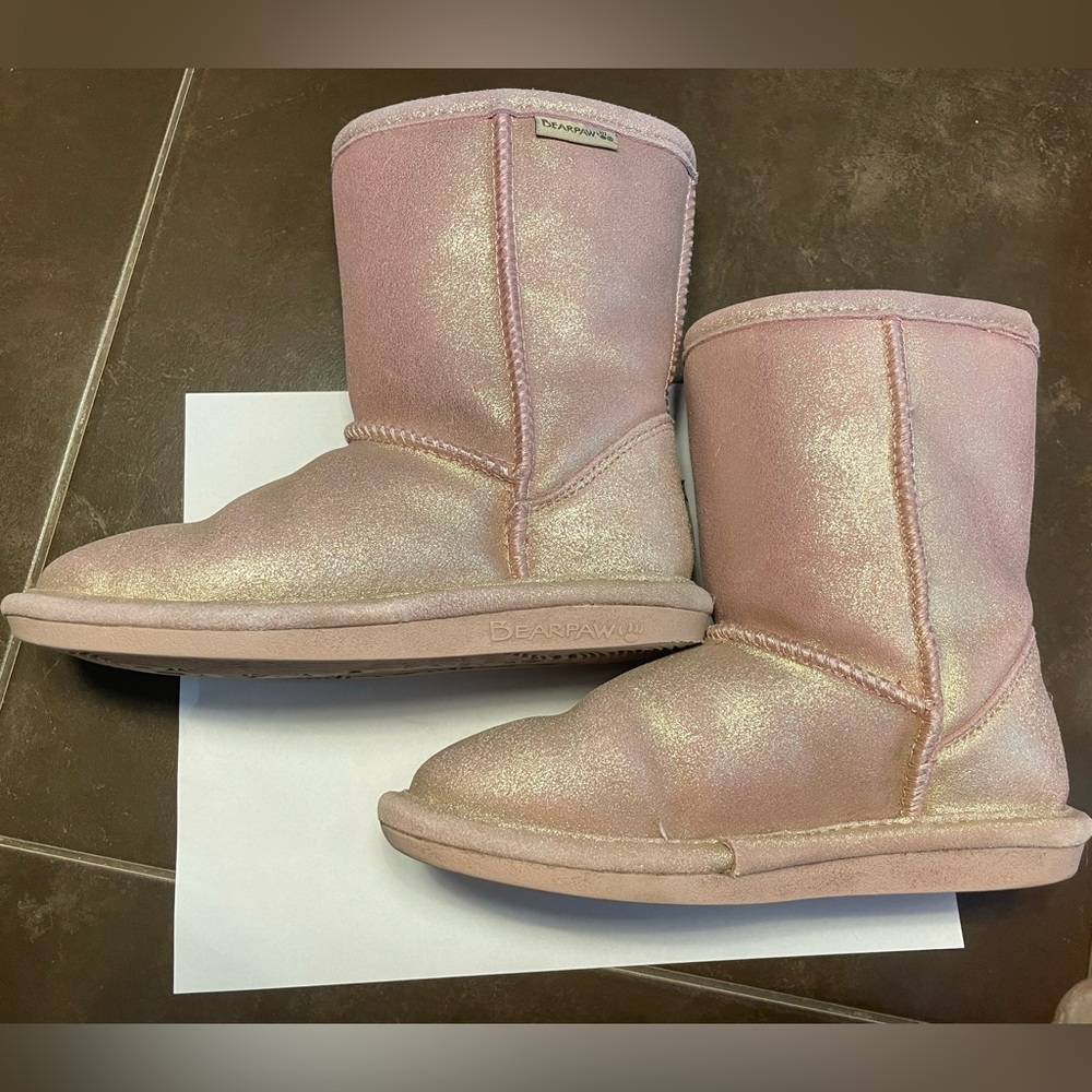 Bearpaw boot pink gold shimmer size 1